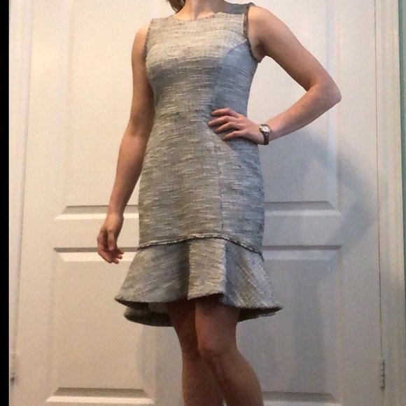 Grey tweed banana republic dress - Picture 2 of 4